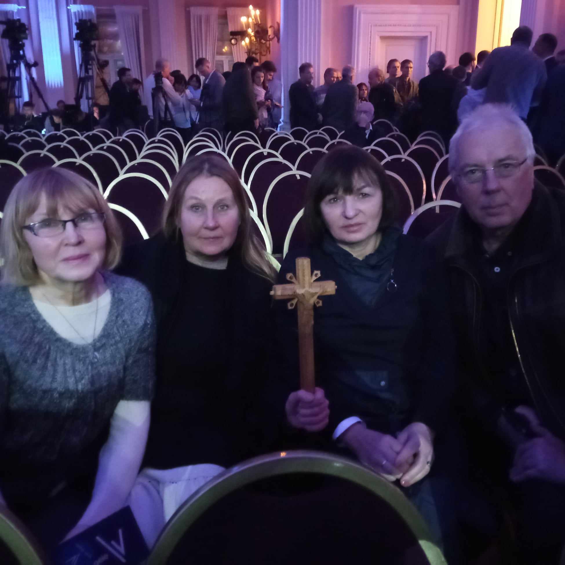 Lapkričio 29 d. Vilniuje meldėsi 3 maldininkai, ėjome nuo Katedros Gedimino prospektu iki Vaidilos teatro.
